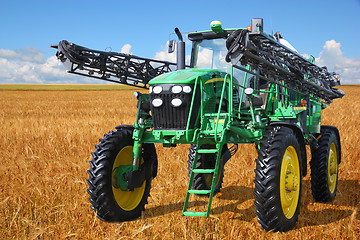 Image showing tractor sprayer 