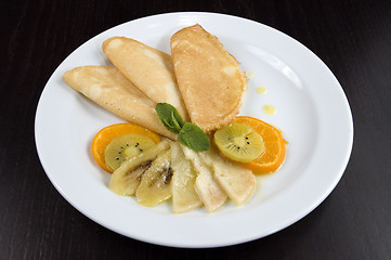 Image showing Pancakes with fruit.