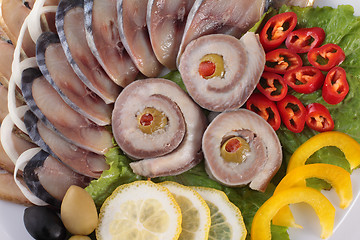 Image showing fish with vegetables,anion red pepper