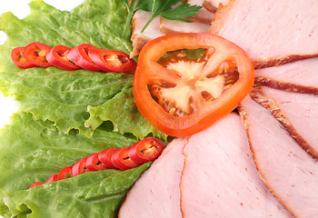 Image showing meat close up with tomato