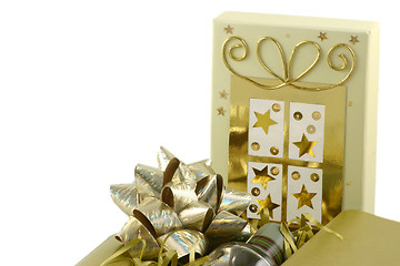 Image showing decorated gift box
