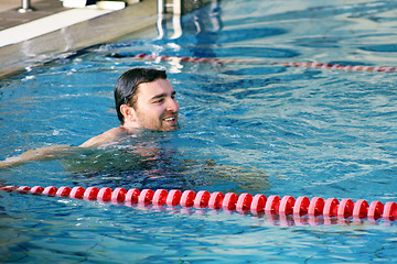 Image showing man in pool
