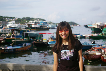 Image showing Asian woman travelling with smile