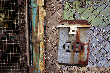 Image showing An old postbox