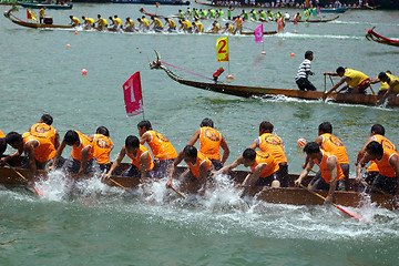 Image showing HONG KONG - MAY 28: Dragon Boat Race on May 28, 2007 in Tuen Mun