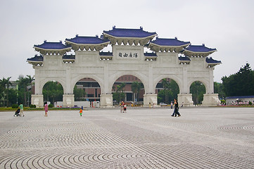 Image showing National Chiang Kai-shek Memorial Hall, Taiwan (The freedom squa