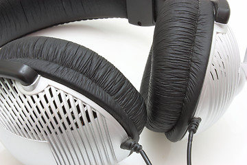 Image showing silvery headphones