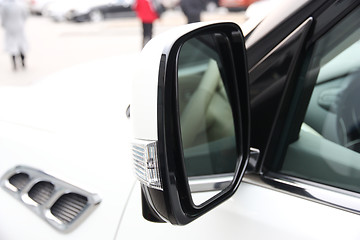 Image showing Automobile rear-view mirror 