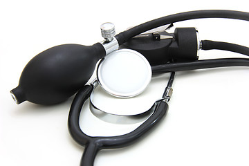 Image showing The medical stetoskop on a white background