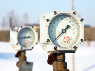 Image showing Old gas manometer 