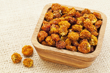 Image showing bowl of dried organic goldenberry