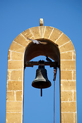 Image showing Flying Dove At Steeple