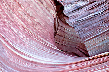 Image showing fluid lines in a rock hard world