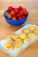 Image showing Strawberries and cookies for you