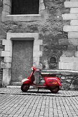 Image showing Abandoned scooter