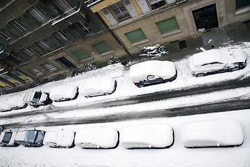 Image showing Cars snowed under