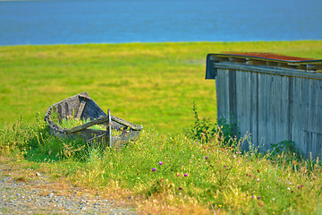 Image showing Old boat on the land