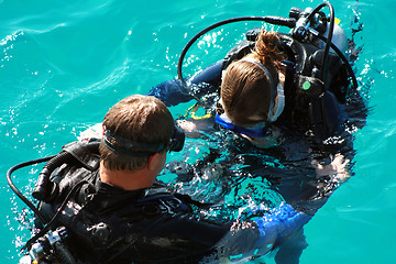 Image showing learn to dive in the sea with teacher