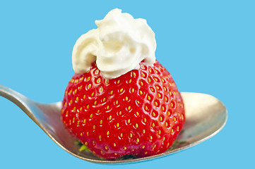 Image showing strawberry with cream