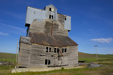 Image showing Dilapidated Grain Elevator