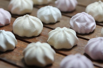 Image showing mini meringues