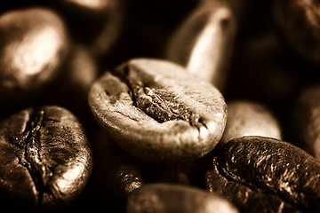 Image showing Fragrant fried coffee beans 