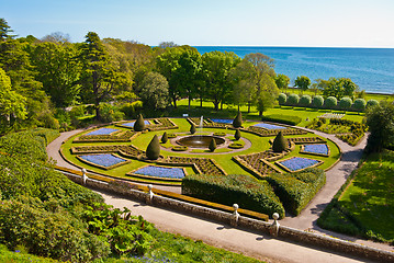 Image showing Garden of Dunrobin Castle