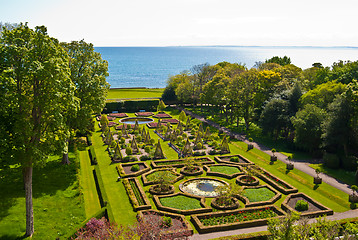 Image showing Garden of Dunrobin Castle