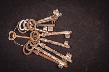 Image showing A large group of rusty keys