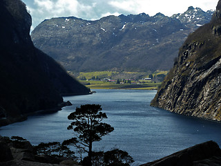 Image showing deep valley in norway