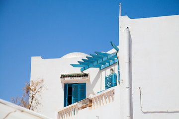 Image showing Traditional Tunisian windows in Djerba