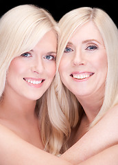 Image showing mother and daughter