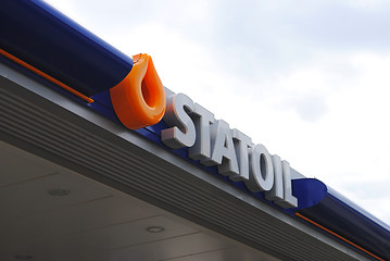 Image showing Statoil fuel station