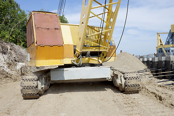 Image showing Powerful diesel crane