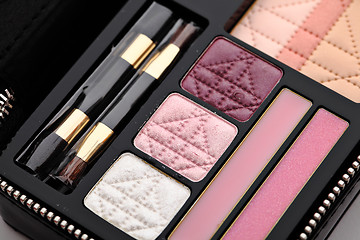 Image showing make up palette set