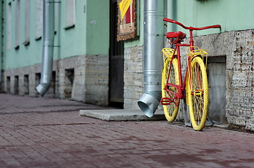 Image showing Yellow Bike