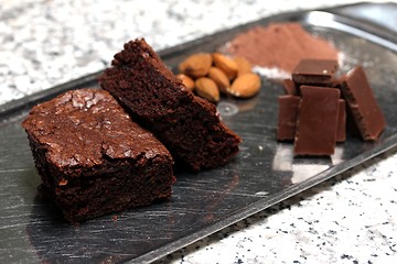 Image showing some brownies with their ingredients