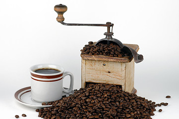 Image showing Coffe beans, grinder and cup  # 01