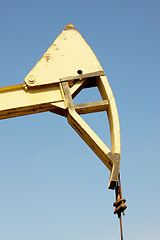 Image showing Part of the oil pump