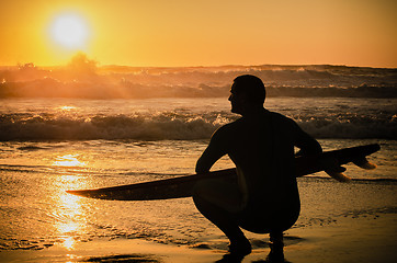 Image showing Surfer watching the waves