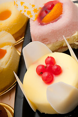 Image showing fresh berry fruit cake