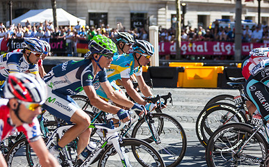 Image showing The Peloton in Paris