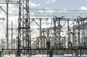 Image showing High voltage electrical  towers against sky