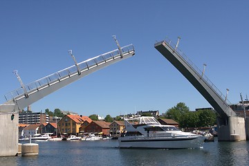 Image showing The Kaldnes Bridge in Tønsberg