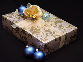 Image showing Gold Giftbox with Ornaments