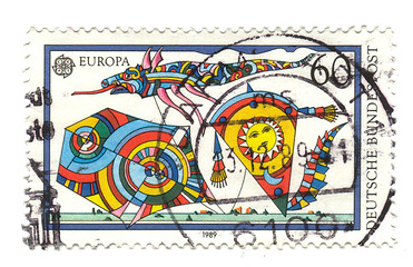 Image showing GERMANY - CIRCA 1989: A stamp printed in Germany shows Kites. ce