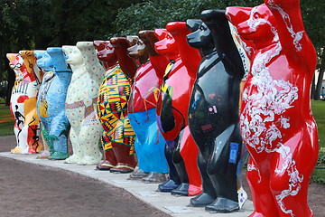 Image showing many bears