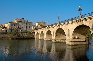 Image showing sommieres bridge