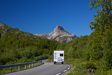 Image showing Roadtrip on Lofoten