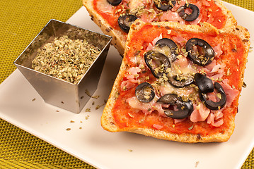 Image showing Pizza bread